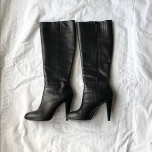 Gianni Bini Black Leather Knee High Boot 7.5